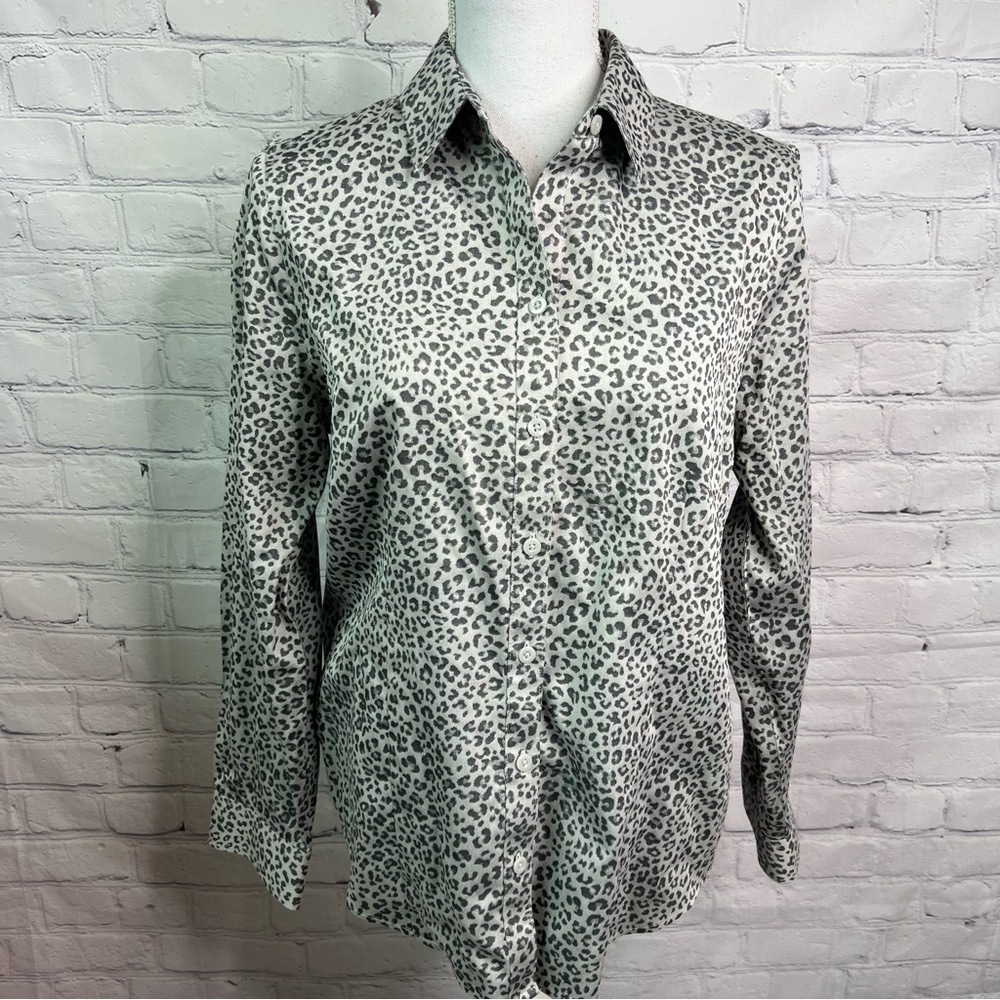 Chico’s Leopard Print No Iron Shirt 8
